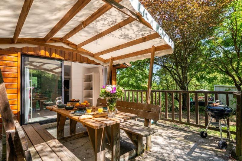 Camping La Serre Aigues-Vives  Exterior foto