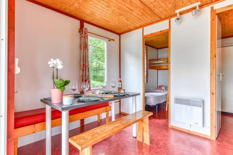 Camping La Serre Aigues-Vives  Exterior foto