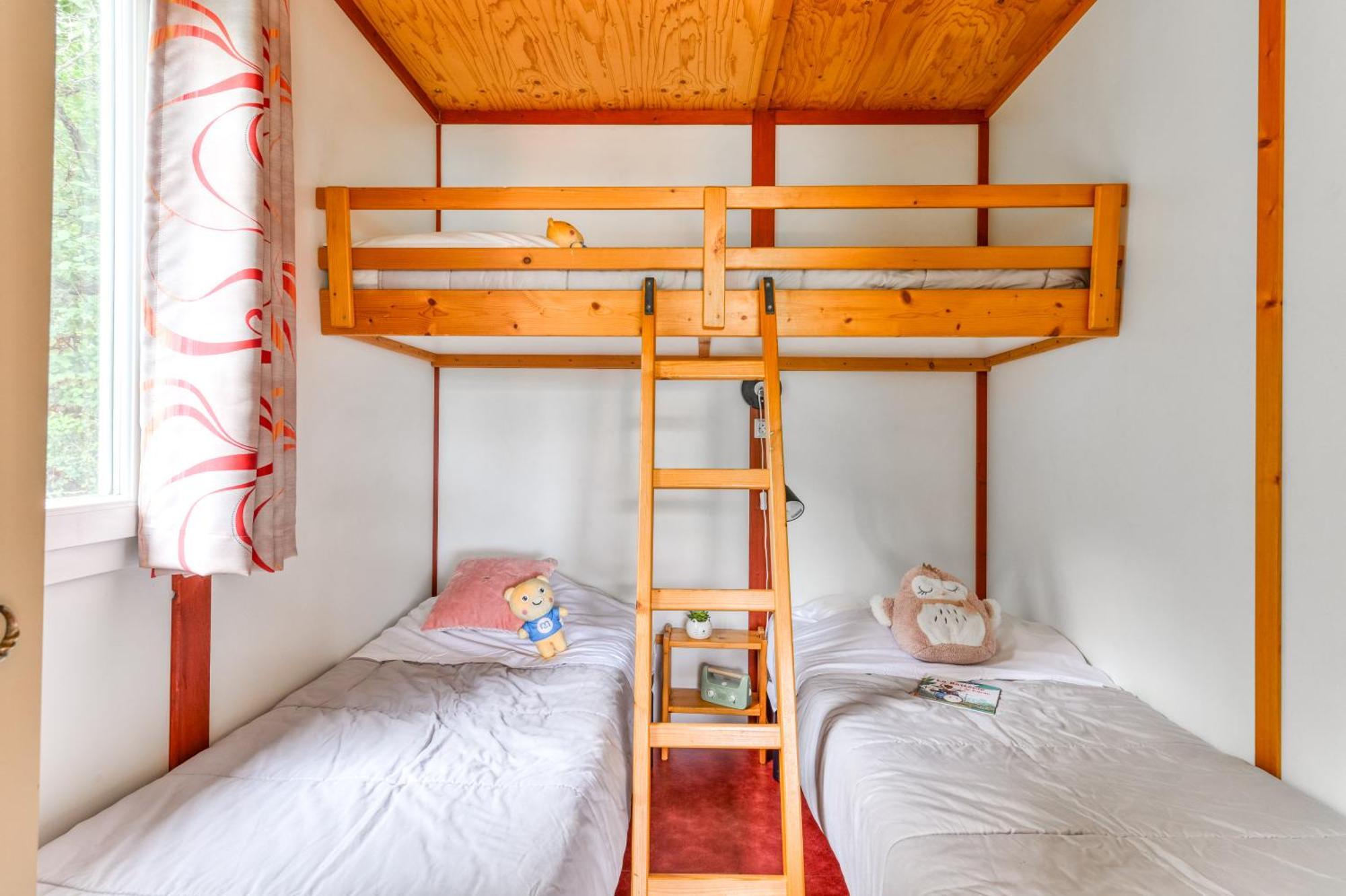 Camping La Serre Aigues-Vives  Exterior foto